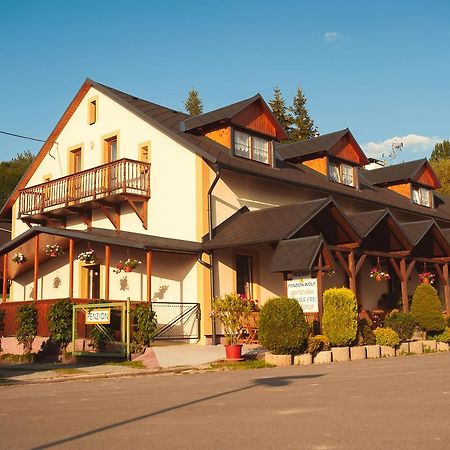 Penzion a autokemp Wolf Česká Skalice Exterior foto